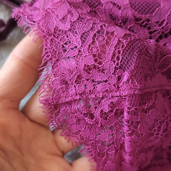 NWOT VICTORIA'S SECRET BRA 32D - Picture 4 of 13